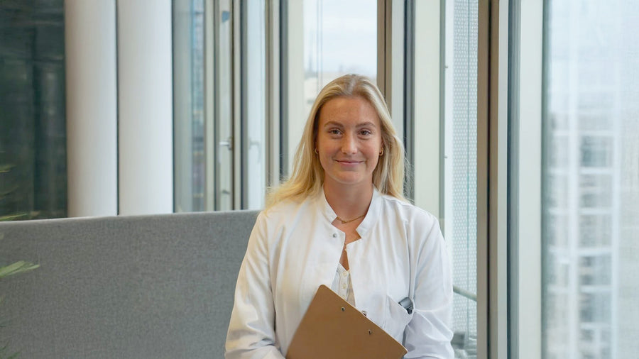 Diana Schüller, Ärztin 
